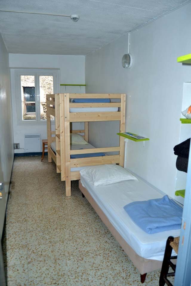 Chambre 3 lits