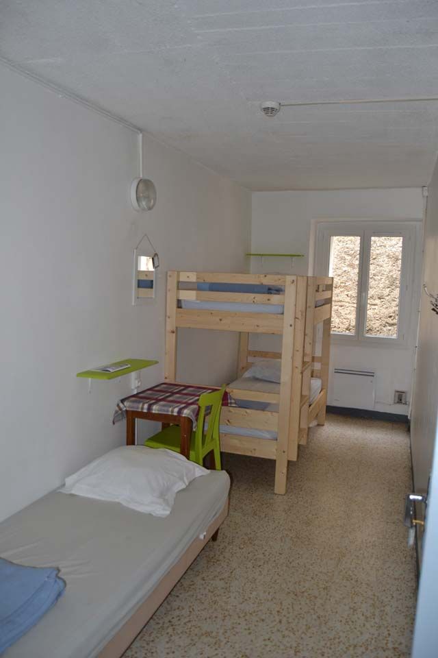 Chambre 3 lits